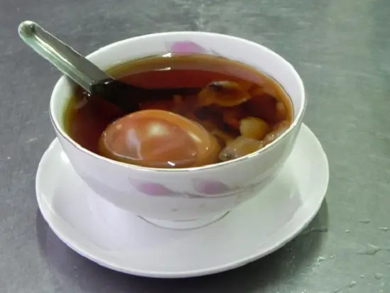 món ăn đường phố việt nam hột gà trà