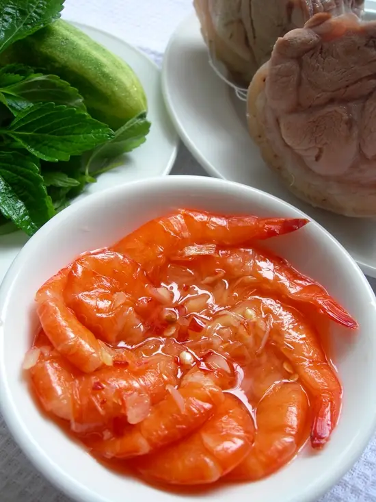 10-mon-ngon-ngay-tet-du-khach-khong-the-bo-qua-4