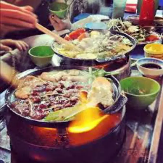 Ẩm thực Hà Nội-đồ nướng Gầm Cầu