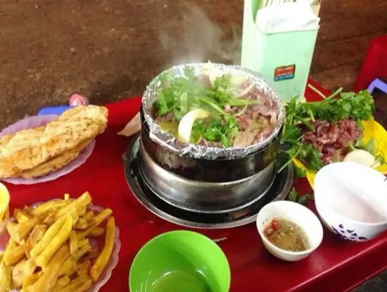 Ẩm thực Hà Nội-lẩu Phùng Hưng