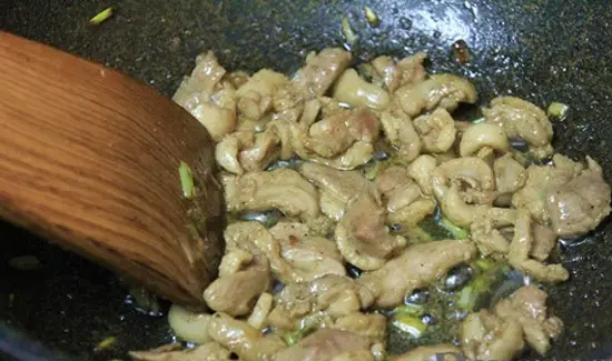 ĂN NGON VỚI MÓN VỊT XÀO MĂNG TRÚC