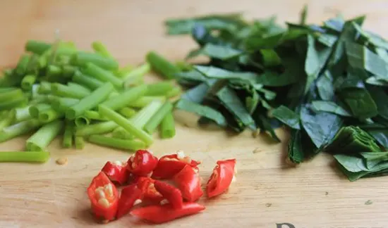 ĂN NGON VỚI MÓN VỊT XÀO MĂNG TRÚC