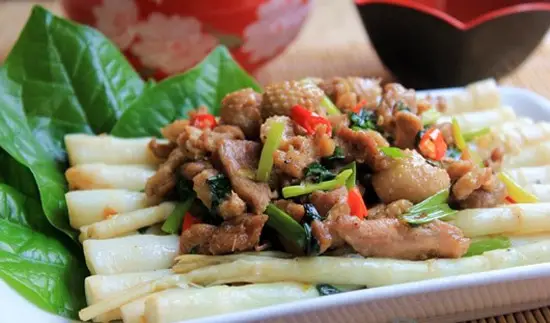 ĂN NGON VỚI MÓN VỊT XÀO MĂNG TRÚC