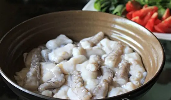 BẠCH TUỘC XÀO CẦN TỎI
