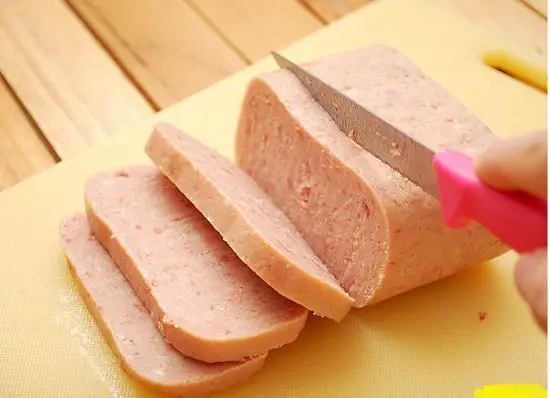 thịt giăm bông thái lát
