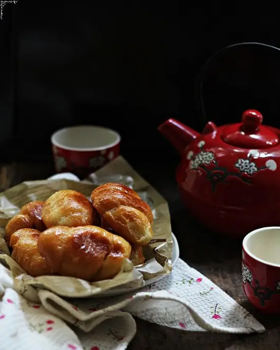 BÁNH MỲ CHIÊN XÚC XÍCH THƠM NGON CHO BÉ