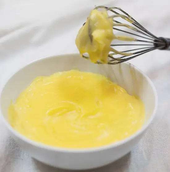 banh-su-kem-nhan-custard-5