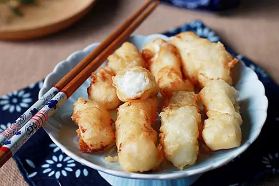 BÁNH SỮA THƠM GIÒN MÓN ĂN VẶT KHÓ CÓ THỂ BỎ QUA