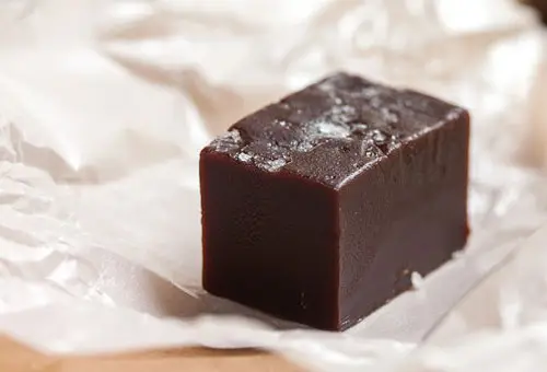 Bật mí cách làm kẹo caramel socola vị mặn thơm ngon