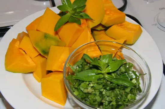 BÍ ĐỎ NẤU TÔM TƯƠI DỄ ĂN NGÀY NẮNG NÓNG