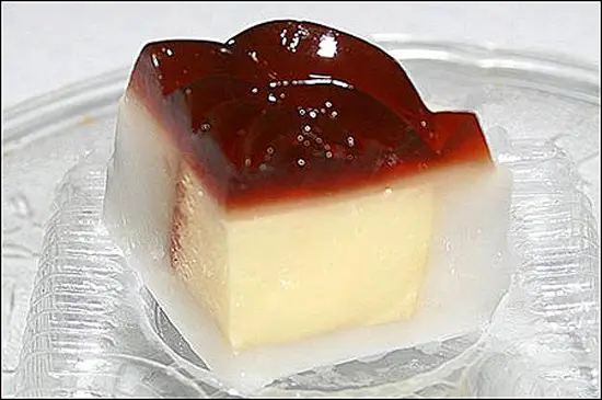 Bí quyết làm bánh flan với vỏ rau câu giòn dai