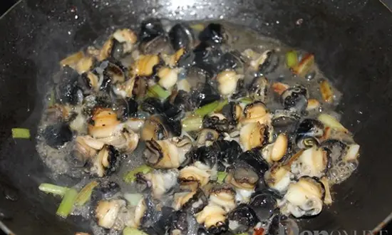 BÚN ỐC MÓN NGON NGÀY NẮNG NÓNG