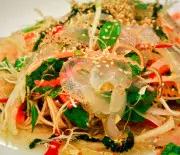 Hướng dẫn làm nộm sứa ngũ sắc