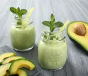 Cách làm sinh tố bơ mật ong