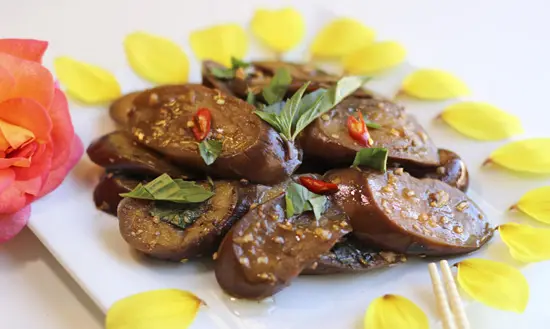 Cà tím xào tỏi món chay ngon cho ngày mới