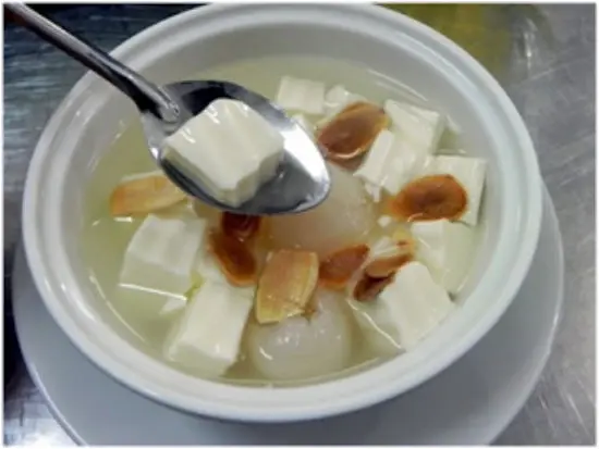 Các bước làm chè khúc bạch đơn giản để thưởng thức trong mùa hè