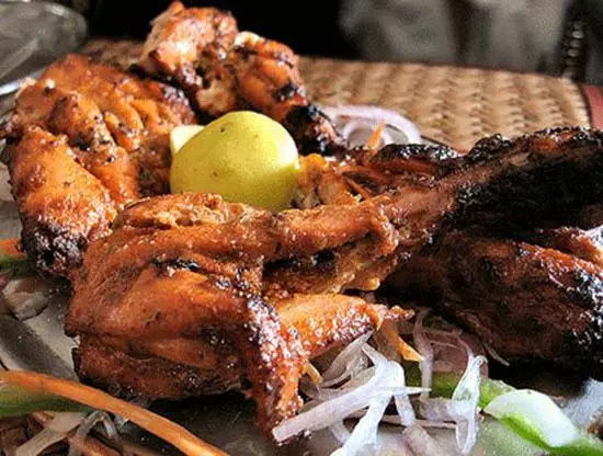 cach-an-kieng-khi-du-tiec-5