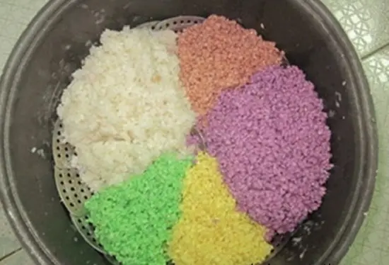 đồ xôi ngũ sắc
