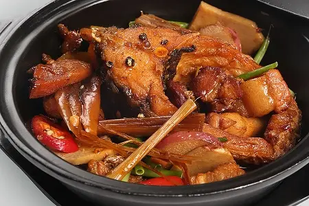 Cách kho cá ngon với món cá trắm kho riềng