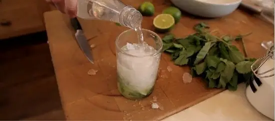 2-kieu-cocktail-mojito-3