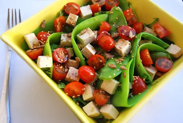 Cach-lam-4-loai-salad-chay-vo-cung-ngon-mieng-3