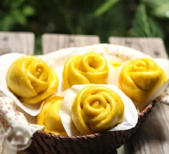 cách làm bánh bao bí đỏ ngon