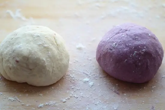 bánh bao khoai lang tím nhào bột