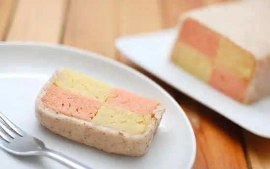 bánh Battenburg hương vị độc đáo