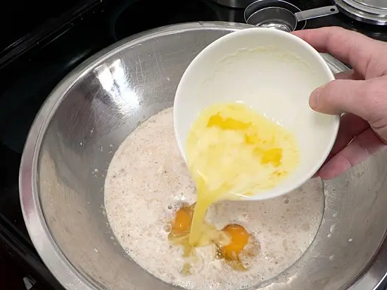 Cách làm bánh bông lan quế ngon như ngoài hàng 5