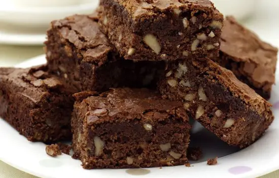 Cách làm bánh Brownies hạnh nhân chocolate độc đáo