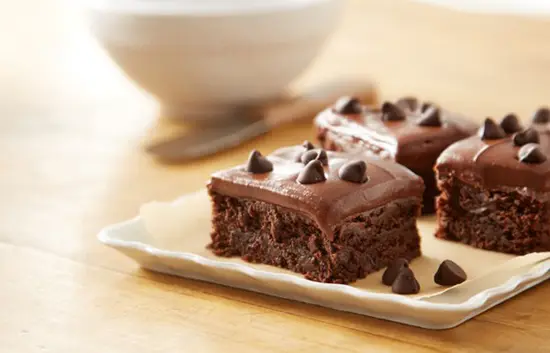 cach-lam-banh-brownies-hanh-nhan-chocalate4