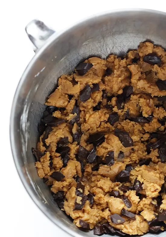 Cách làm bánh chocolate chip vị mặn mới lạ 2