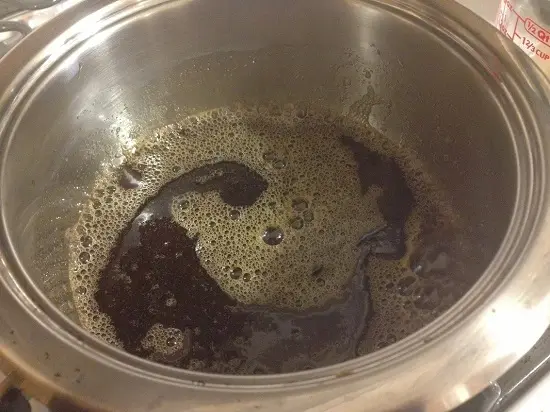 làm nhân bánh cuộn kem mocha