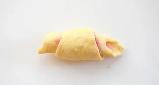 Cách làm bánh cuộn pho mát thơm ngon cho bữa sáng 3