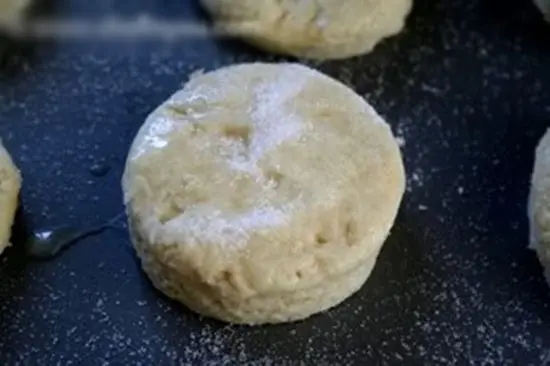 cach-lam-banh-dau-tay-7