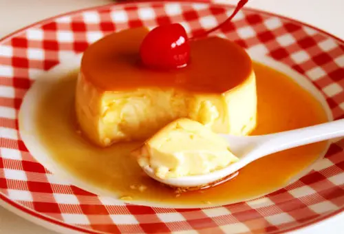Cách làm bánh Flan sữa tươi cho bé yêu