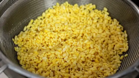 Cách làm bánh gạo chiên nhân đậu xanh 2