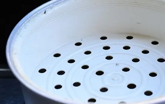 chuẩn bị nồi hấp bánh