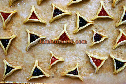 Cách làm bánh Hamantaschen mứt thơm ngon, hấp dẫn