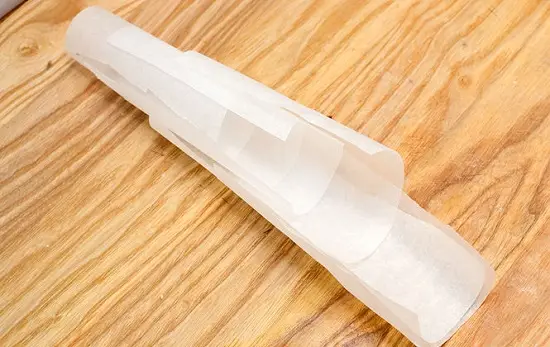 cắt giấy nến