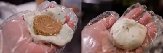 tiến hành nặn bánh