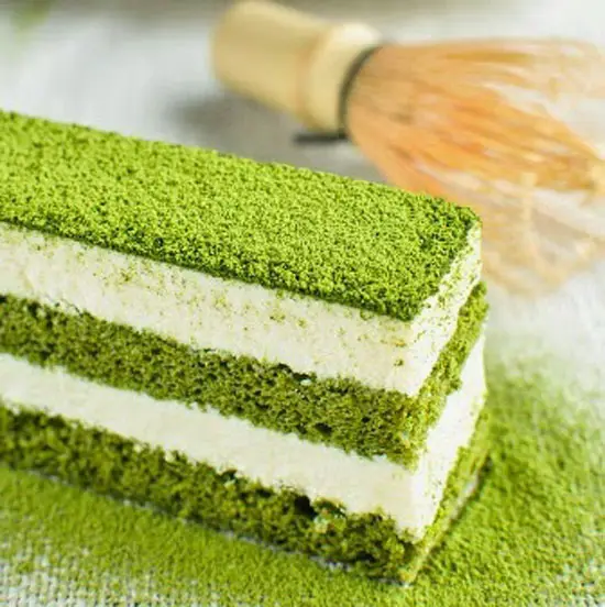 Cách làm bánh kem trà xanh mà không cần lò nướng