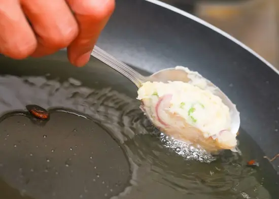 chiên bánh