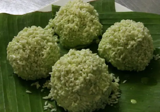 lăn bánh qua gạo nếp