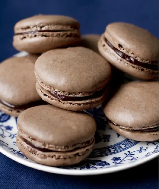 Món bánh macarons của Pháp