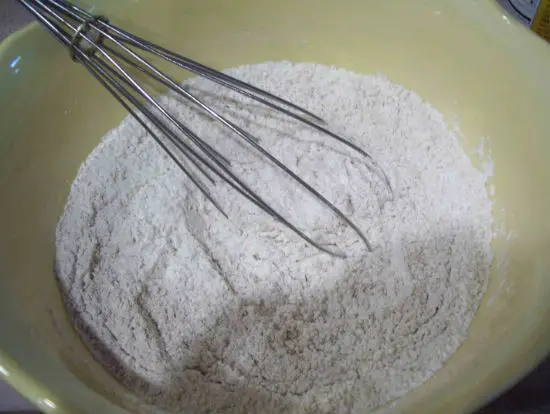 Công thức làm bánh mì bí ngồi thơm ngon hơn ngoài hàng 3
