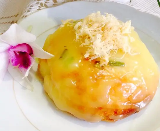 Cách làm bánh mì bơ ruốc sốt cho bữa sáng