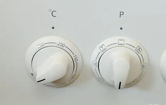 làm nóng lò nướng