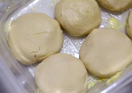 ủ bánh
