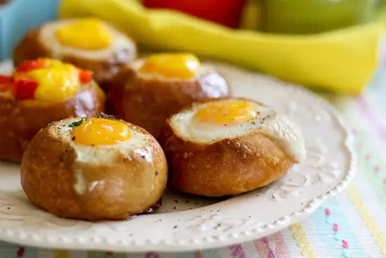 Cách làm bánh mì phô mai thịt nguội đơn giản cho bữa sáng 8